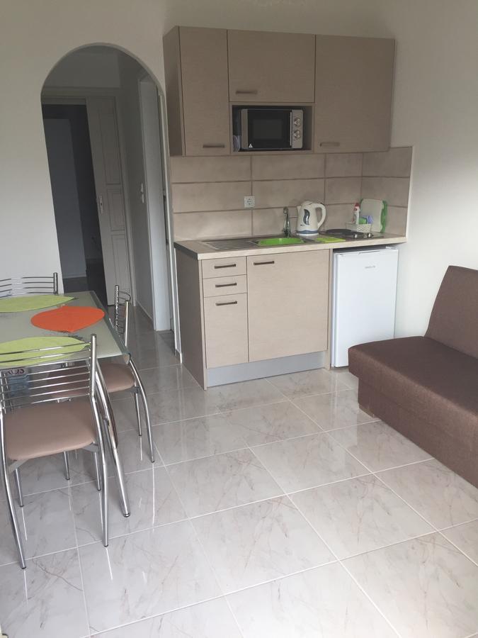 Janet'S Apartments Elounda 外观 照片